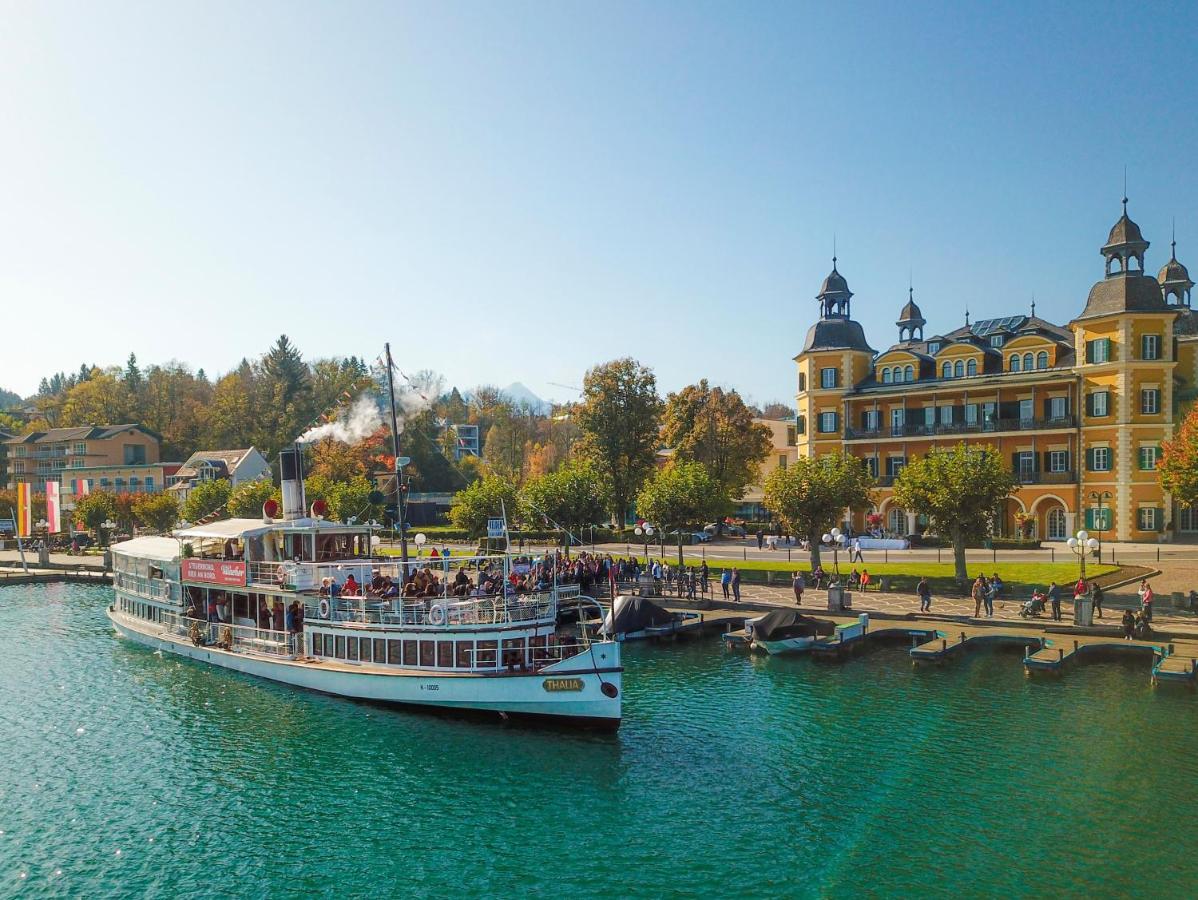 Haus Der Geschenke - Carinthia Apartment Velden am Worthersee Bagian luar foto