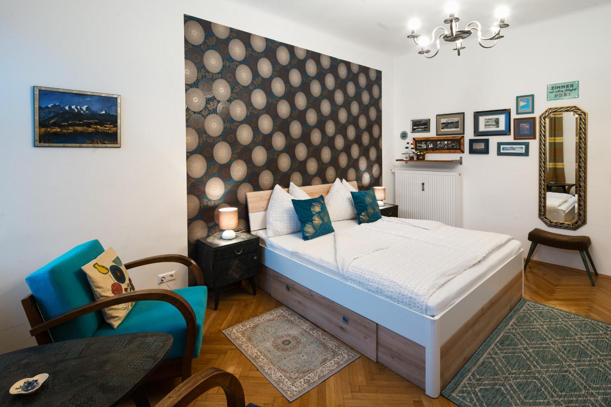 Haus Der Geschenke - Carinthia Apartment Velden am Worthersee Bagian luar foto