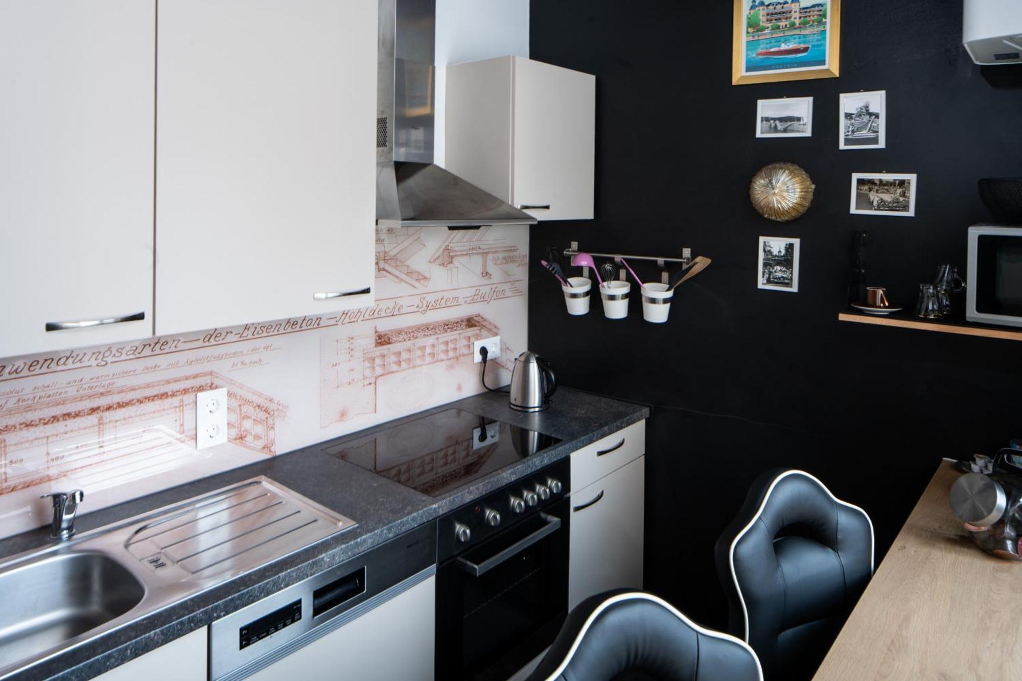 Haus Der Geschenke - Carinthia Apartment Velden am Worthersee Bagian luar foto
