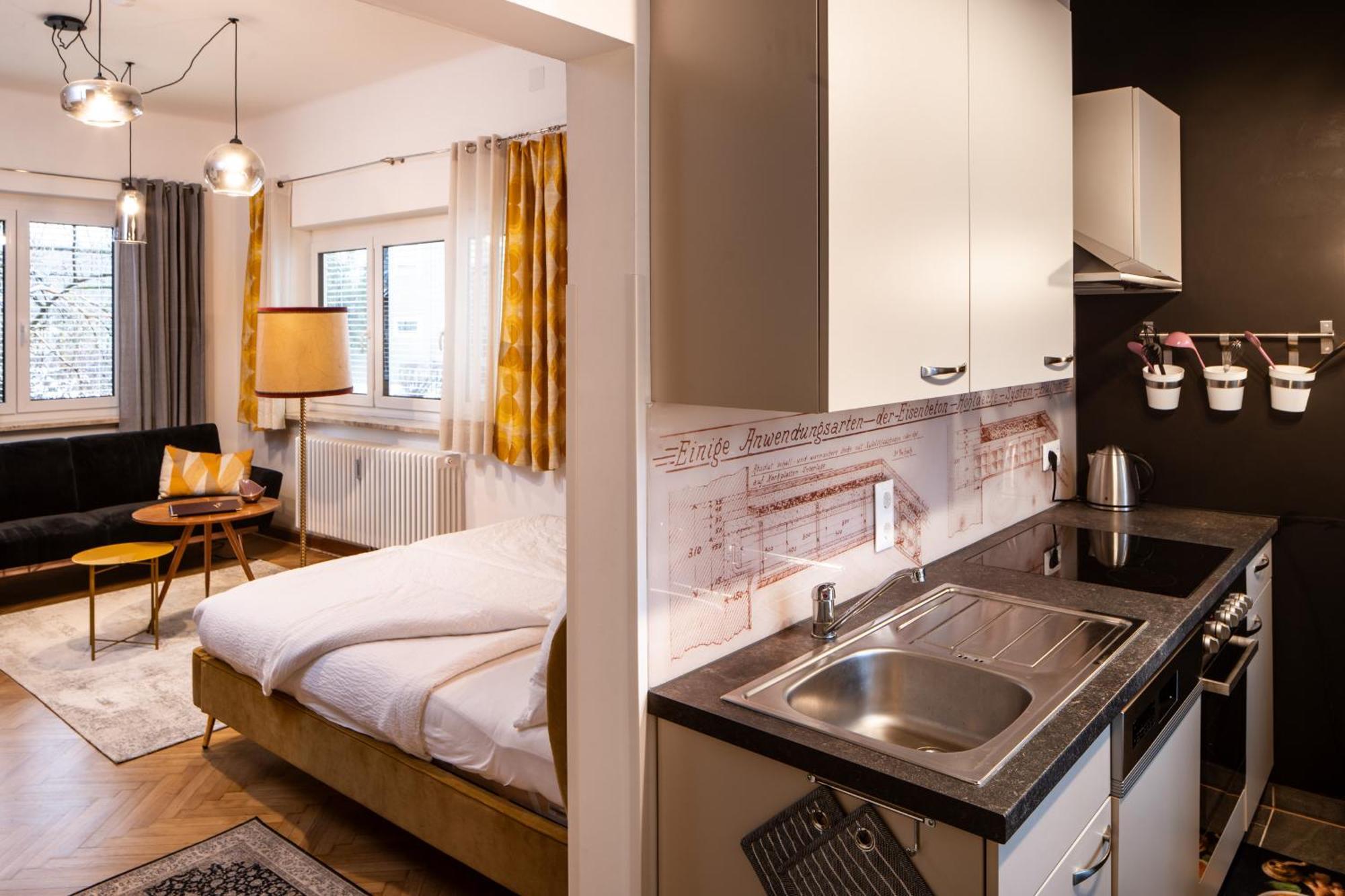 Haus Der Geschenke - Carinthia Apartment Velden am Worthersee Bagian luar foto