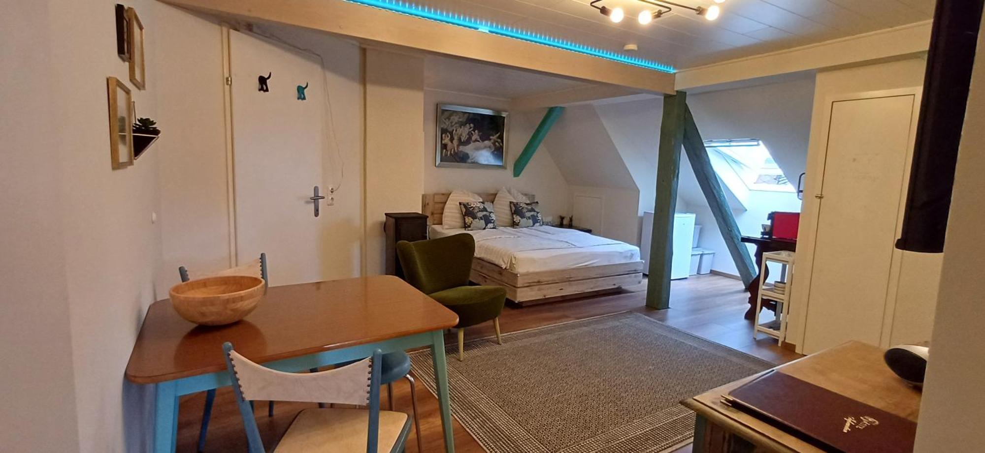 Haus Der Geschenke - Carinthia Apartment Velden am Worthersee Bagian luar foto